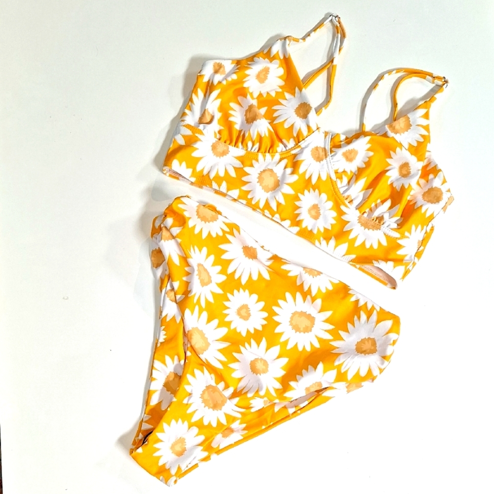 SHEIN Yellow and White Floral Bikini